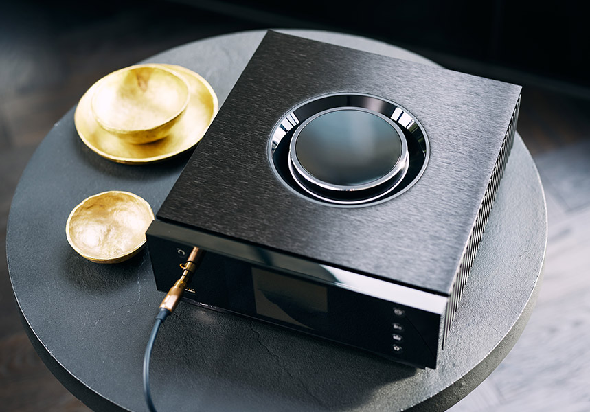 Naim Uniti Atom Headphone Edition mit verschiedenen Kopfhöreranschlüssen